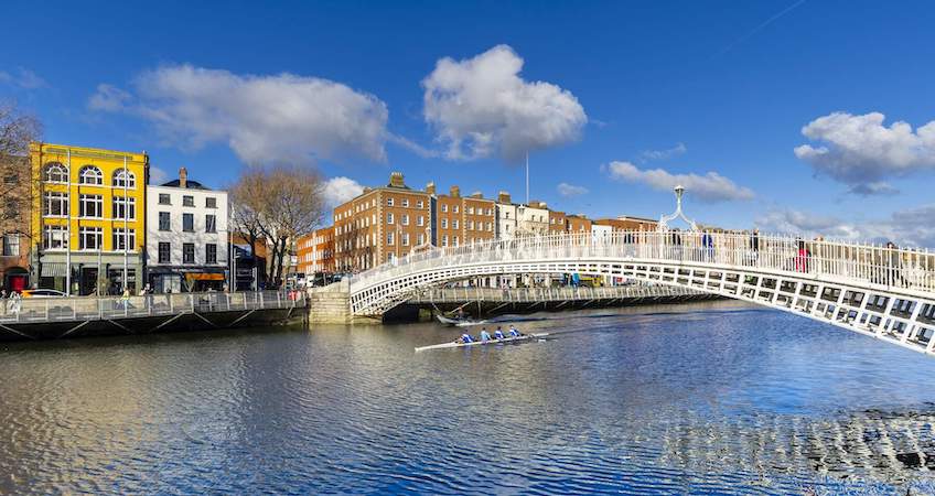 Ha'Penny Bridge, Dublin city